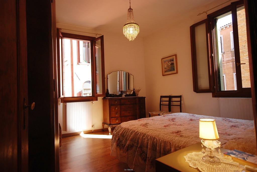 La Galea Venice Apt Room photo